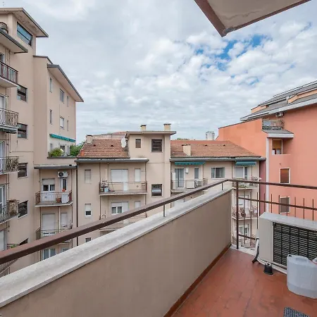 Navigli Retreat Near Duomo Lägenhet Milano