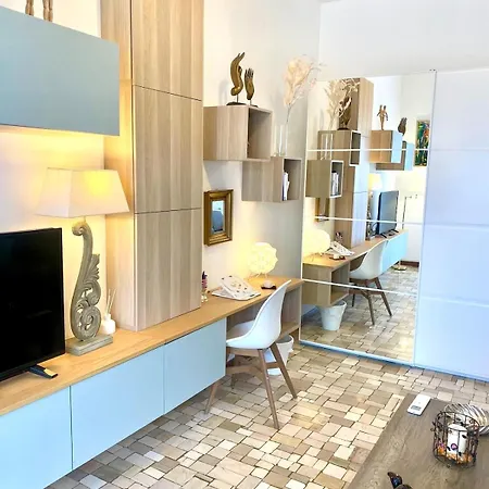 Navigli Retreat Near Duomo