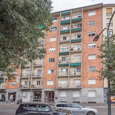 Navigli Retreat Near Duomo Lägenhet