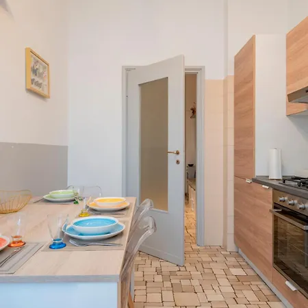 Lägenhet Navigli Retreat Near Duomo Milano