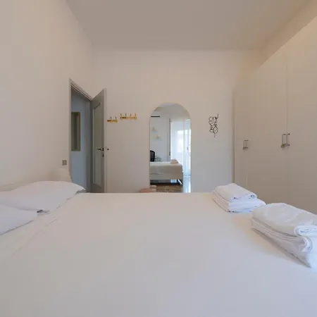 Navigli Retreat Near Duomo Milano