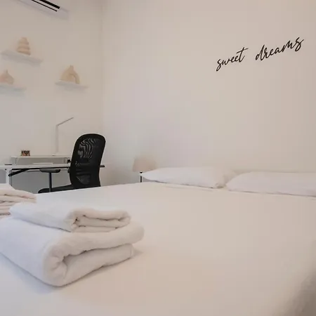 Lägenhet Navigli Retreat Near Duomo