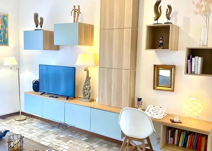 Апартаменты Navigli Retreat Near Duomo Милан