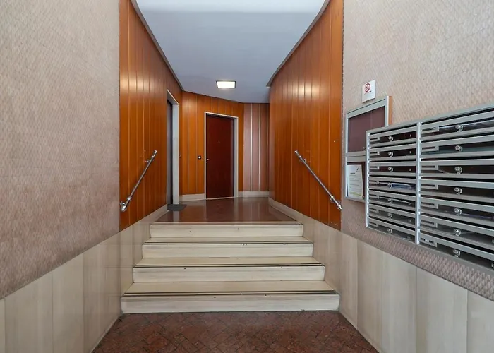 Navigli Retreat Near Duomo *