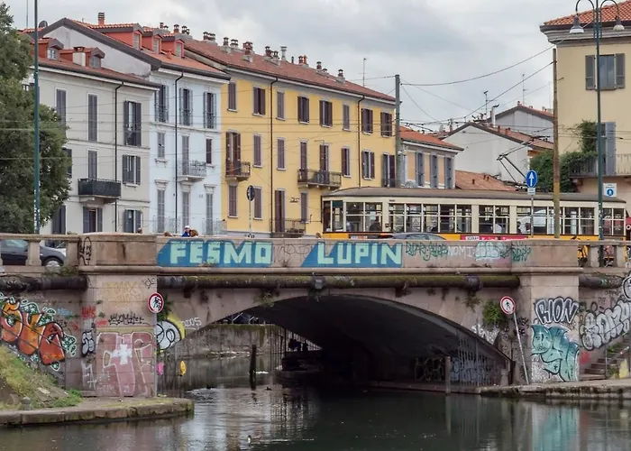 Navigli Retreat Near Duomo Апартаменты *