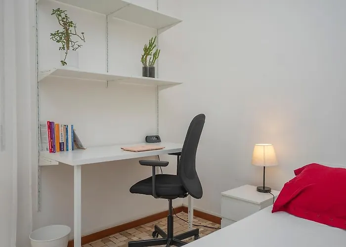 Navigli Retreat Near Duomo