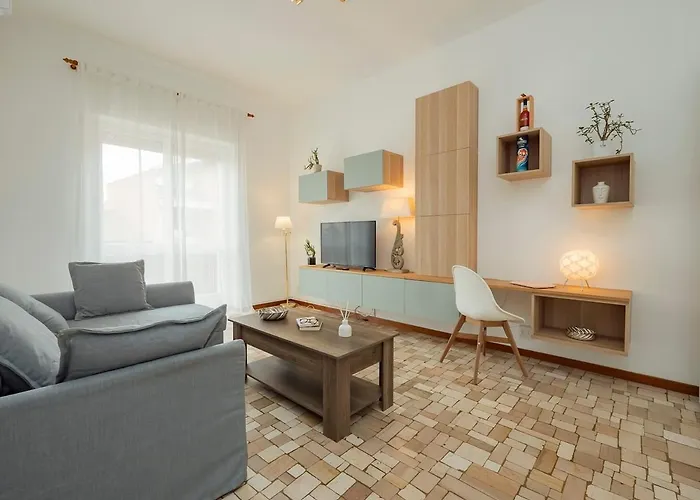 Апартаменты Navigli Retreat Near Duomo *