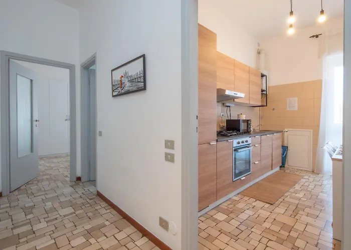 Апартаменты Navigli Retreat Near Duomo Милан