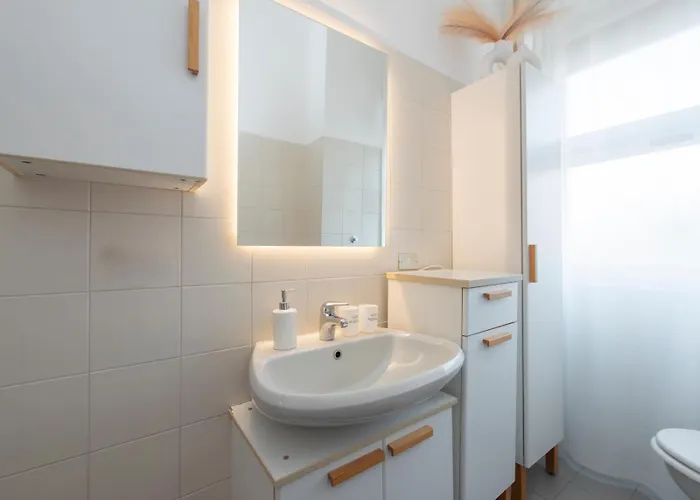 Апартаменты Navigli Retreat Near Duomo *